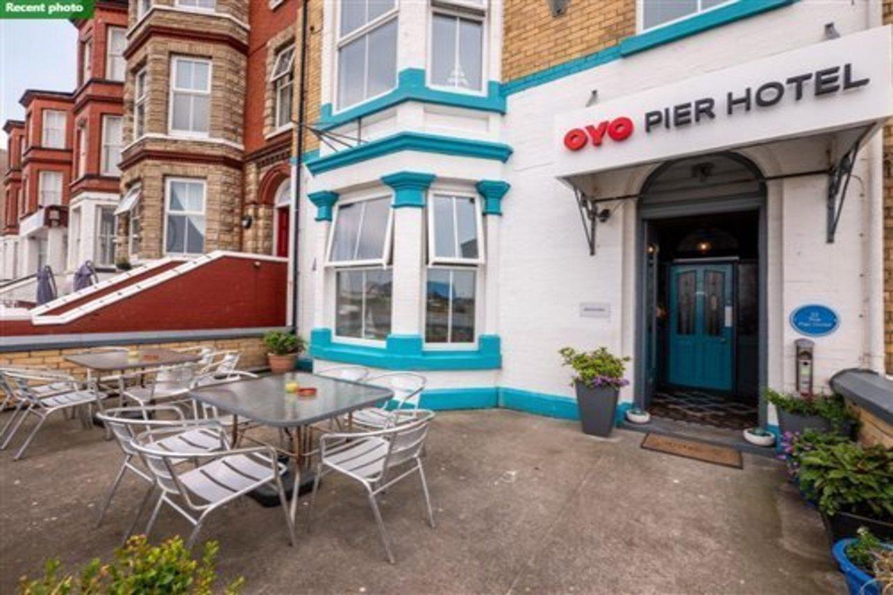 Oyo Pier Hotel Rhyl Buitenkant foto