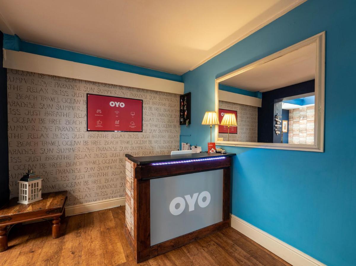 Oyo Pier Hotel Rhyl Buitenkant foto