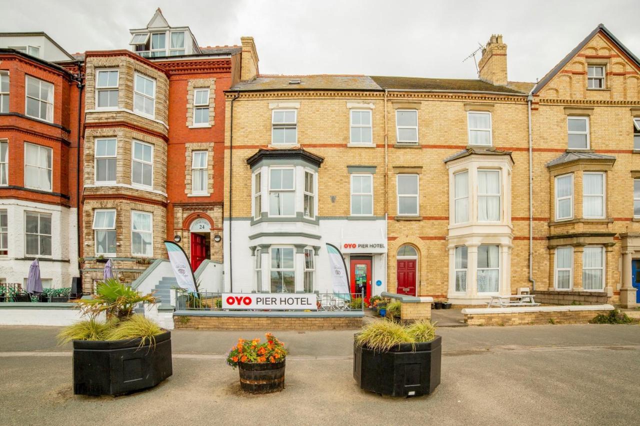 Oyo Pier Hotel Rhyl Buitenkant foto